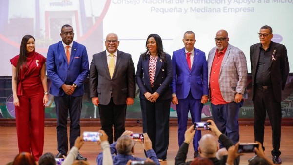 Parte De Los Que Recibieron Reconocimiento